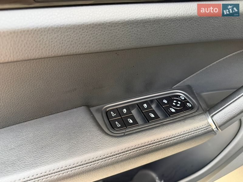 Позашляховик / Кросовер Porsche Cayenne 2020 в Києві