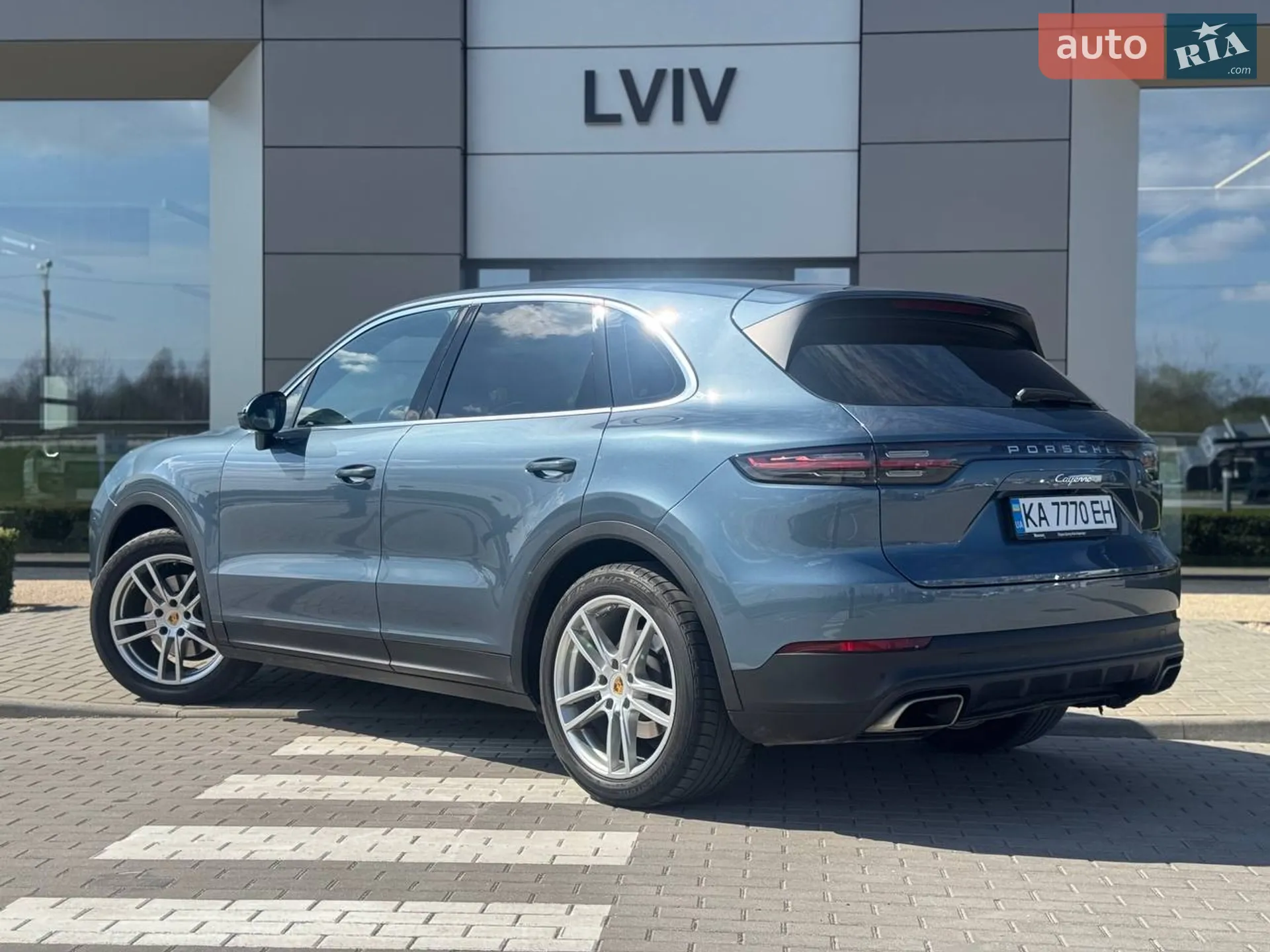 2019 Porsche Cayenne - мініатюра 5