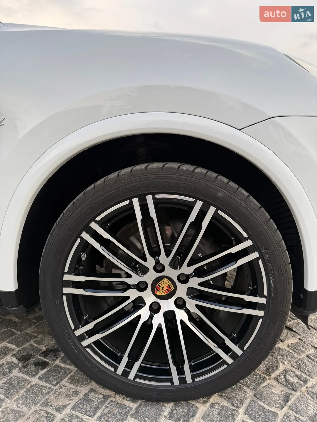 2017 Porsche Cayenne - мініатюра 8
