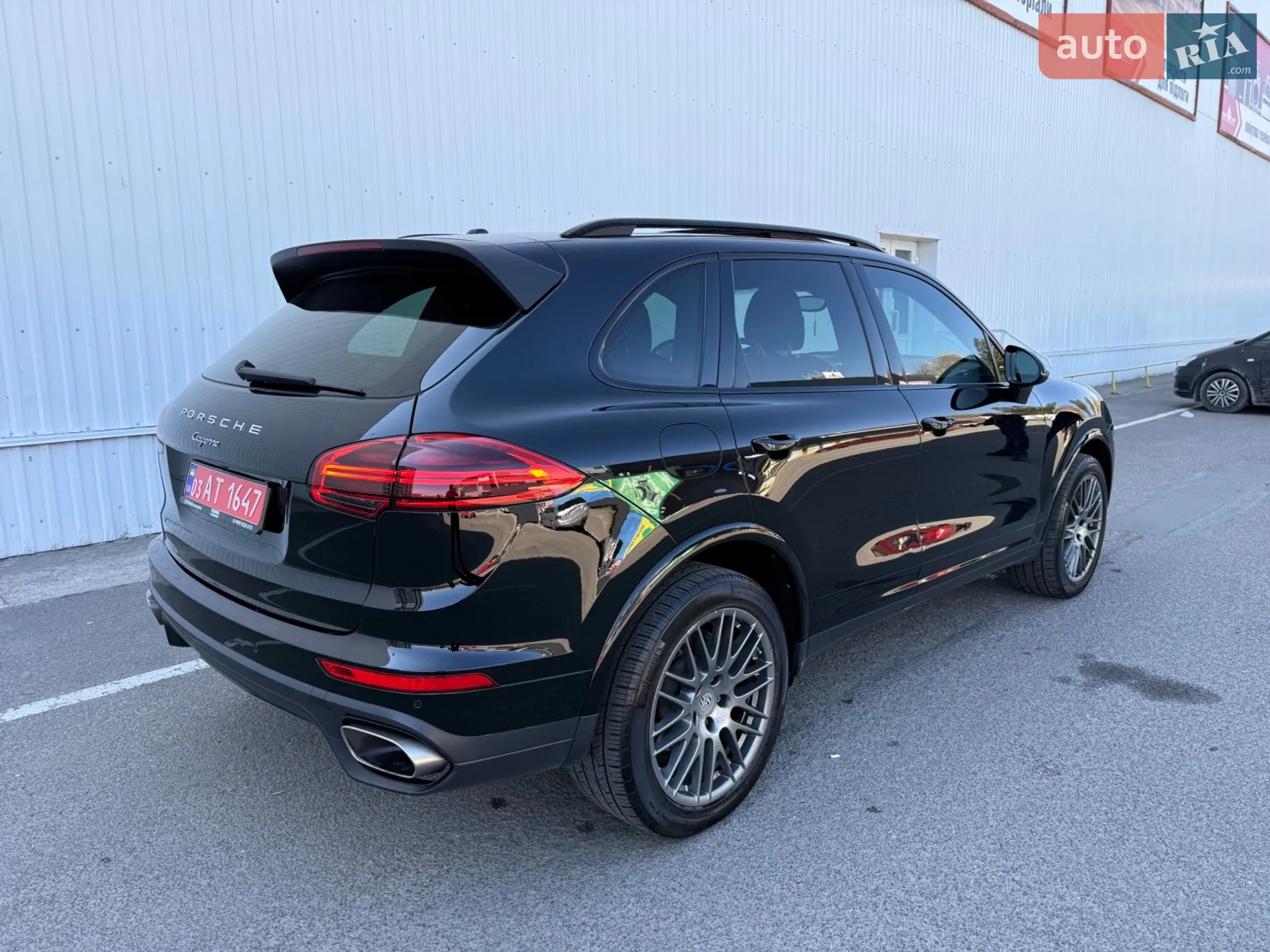 2017 Porsche Cayenne - мініатюра 9