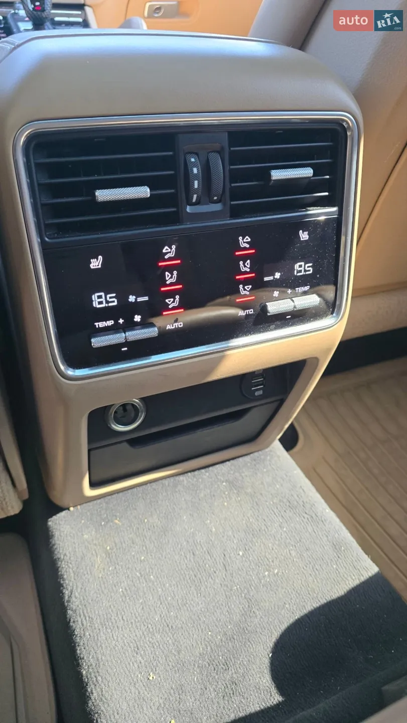 2019 Porsche Cayenne - мініатюра 20