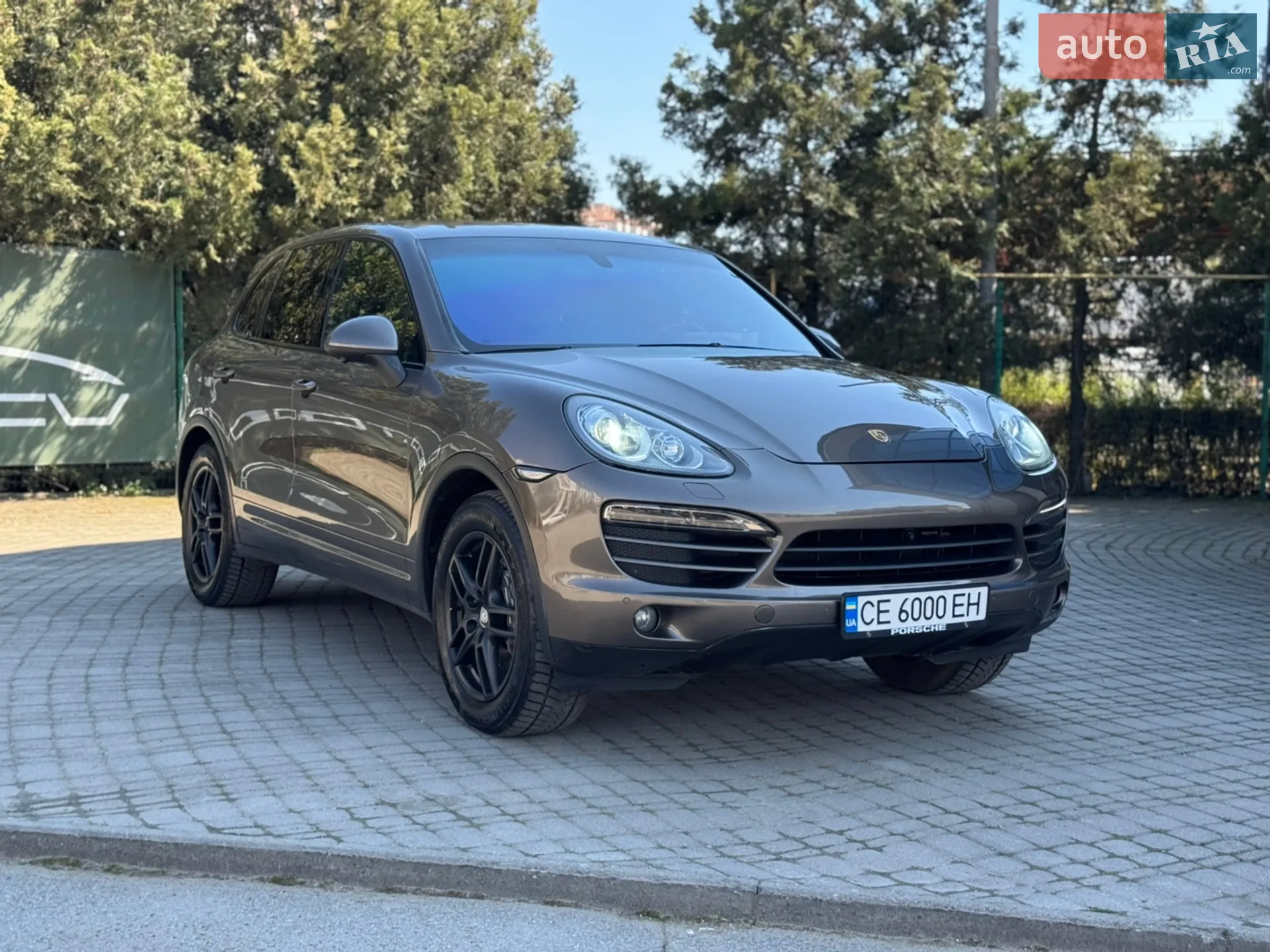 2011 Porsche Cayenne - мініатюра 16