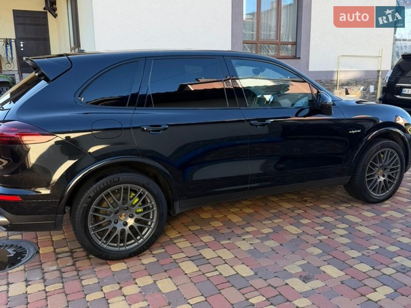 Внедорожник / Кроссовер Porsche Cayenne 2017 в Ирпене фото 9 Внедорожник / Кроссовер Porsche Cayenne 2017 в Ирпене
