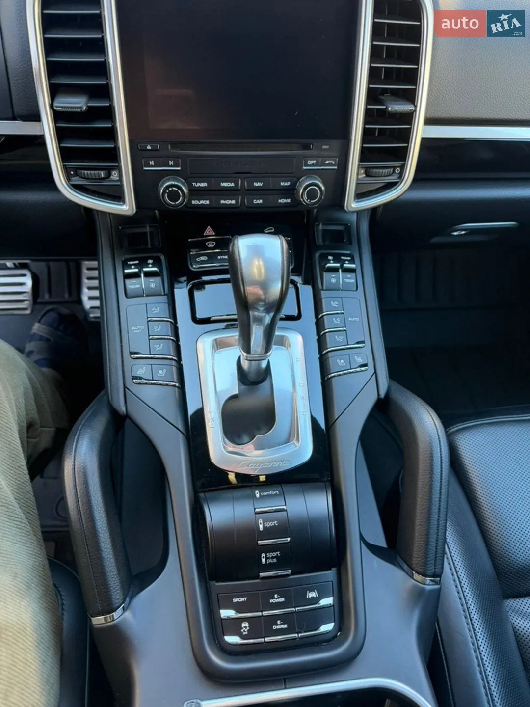 2017 Porsche Cayenne - мініатюра 15