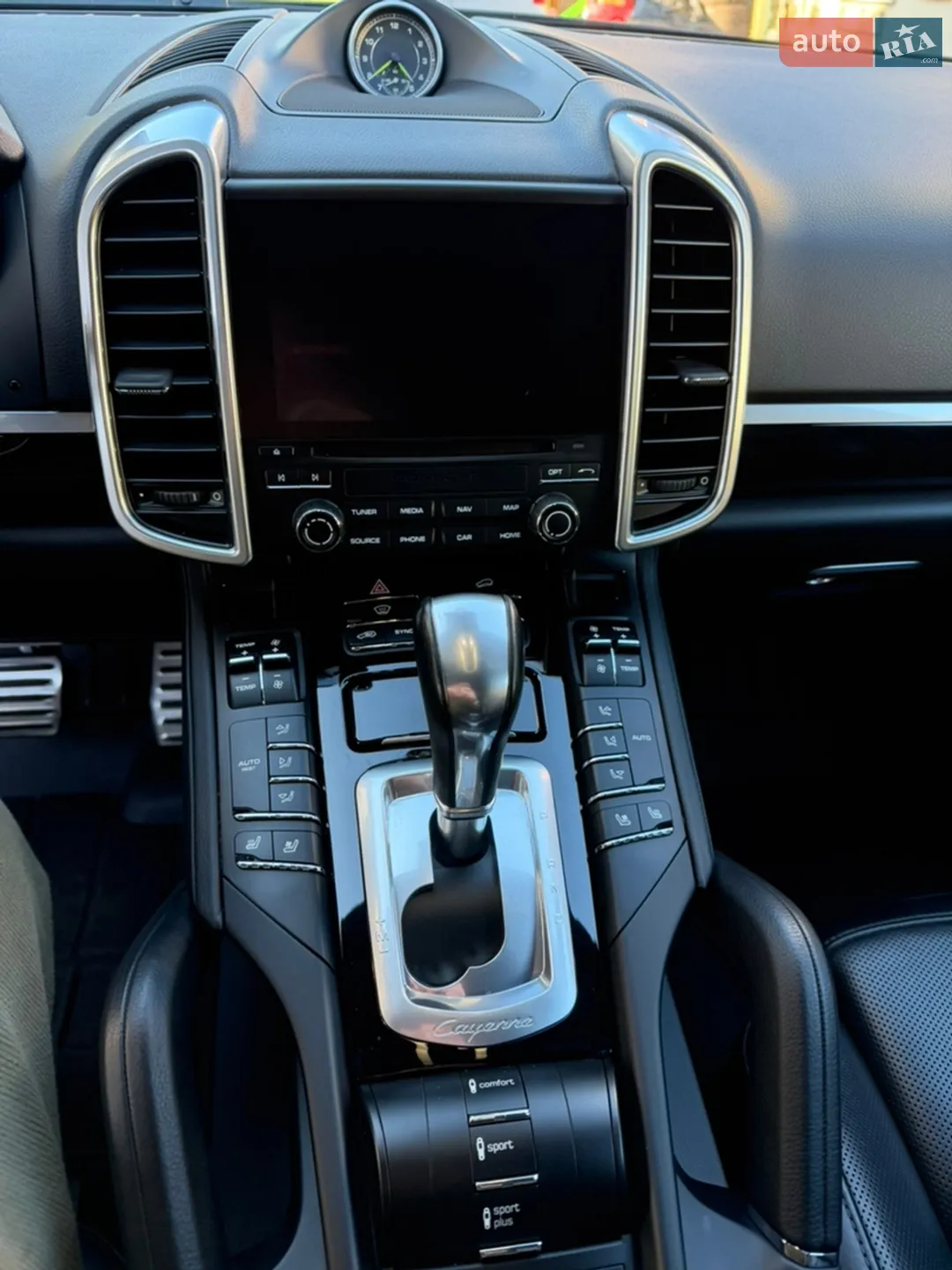 2017 Porsche Cayenne - мініатюра 17