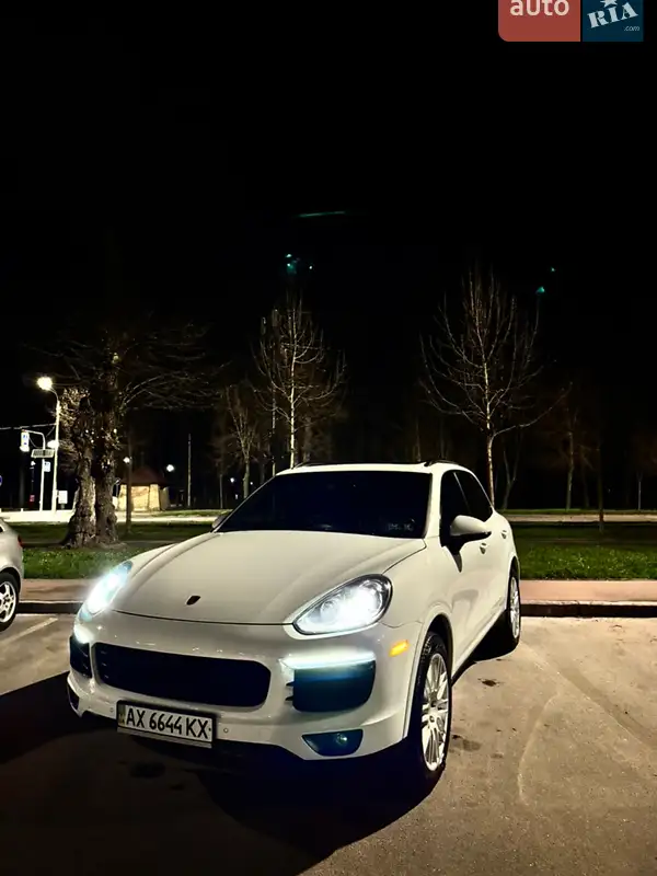 Porsche Cayenne 2016