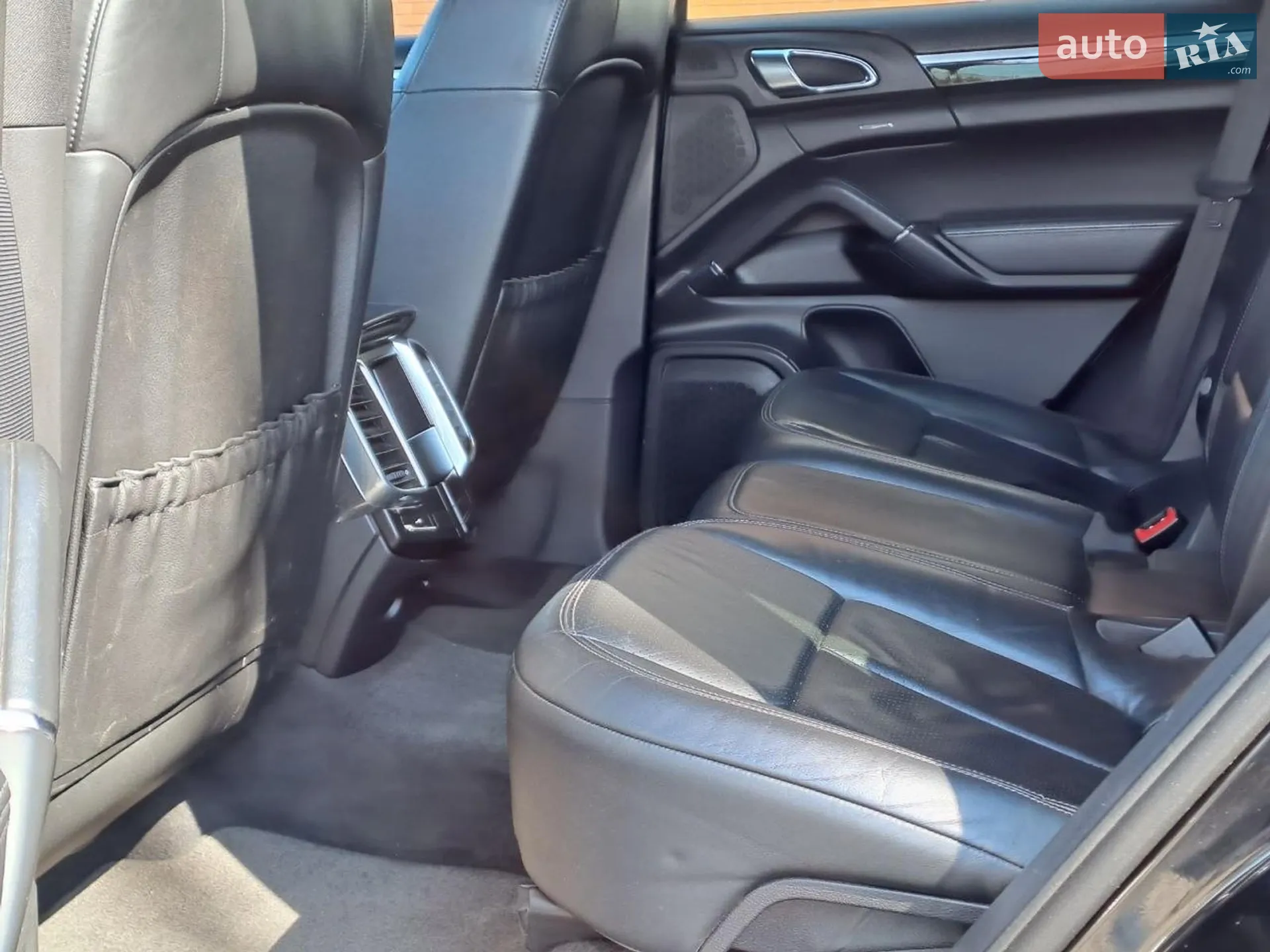 2010 Porsche Cayenne - мініатюра 19