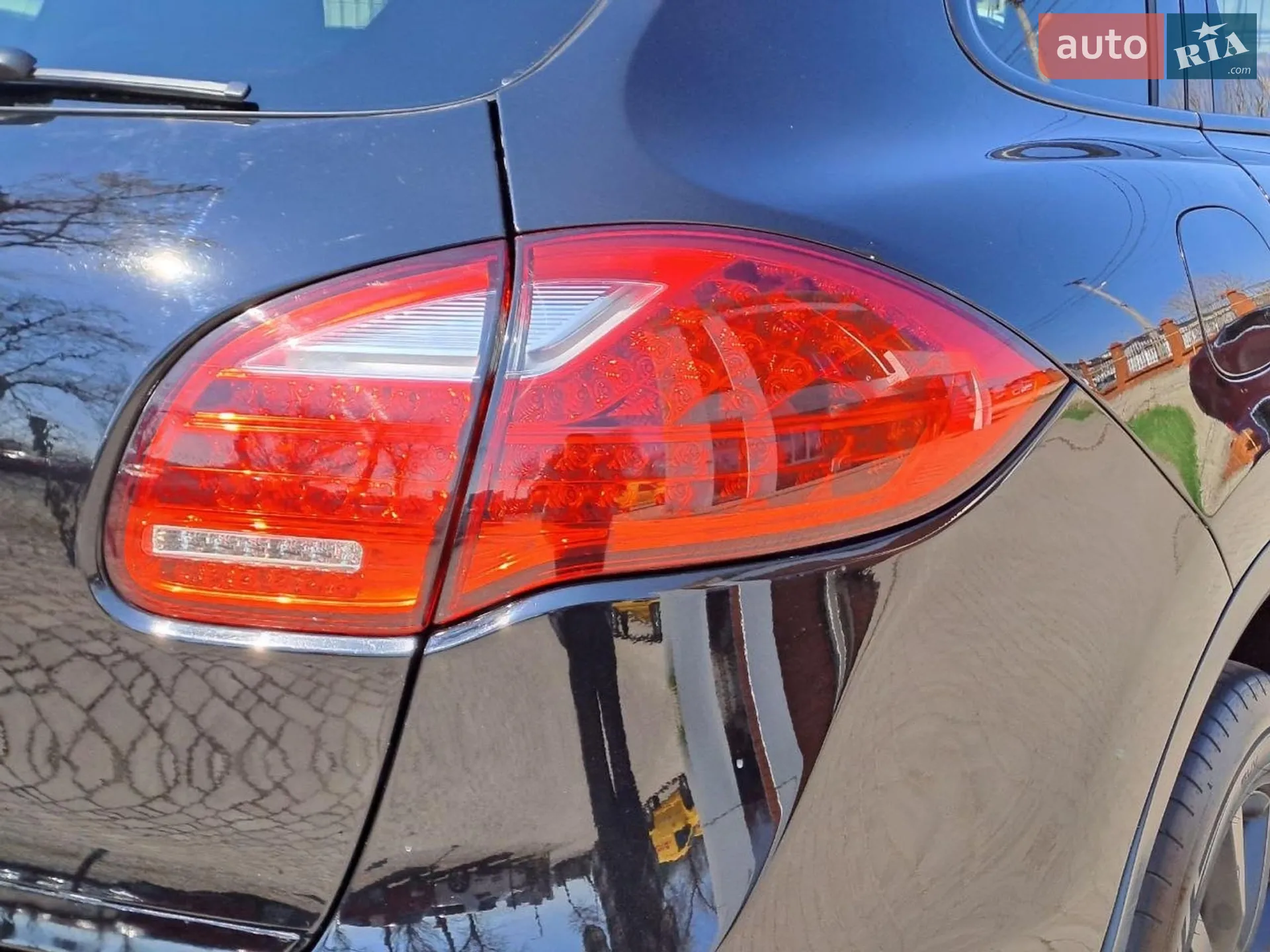 2010 Porsche Cayenne - мініатюра 22