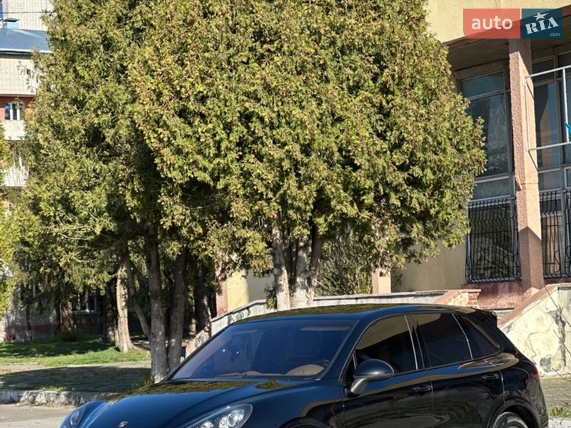 Porsche Cayenne 2012