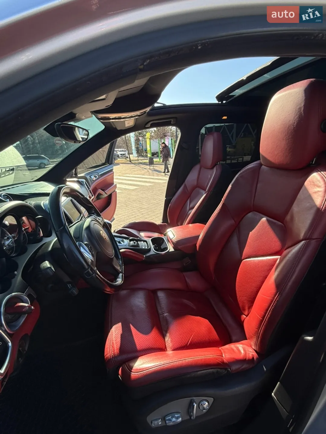 2014 Porsche Cayenne - мініатюра 23