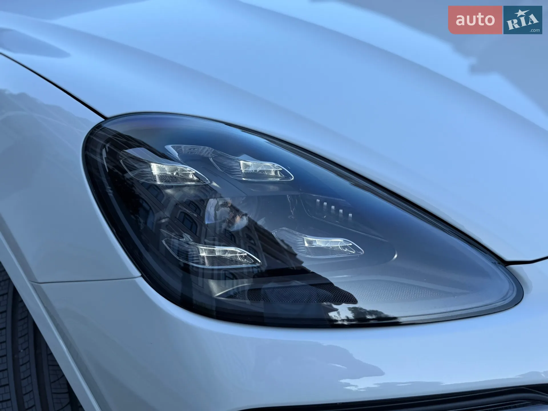 2019 Porsche Cayenne - мініатюра 4