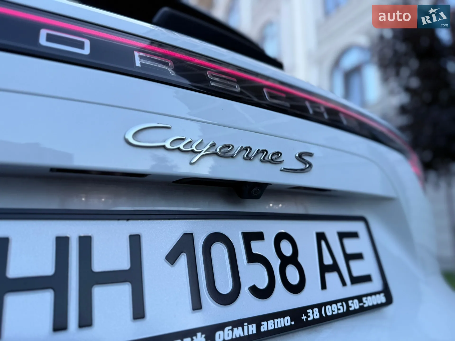 2019 Porsche Cayenne - мініатюра 17
