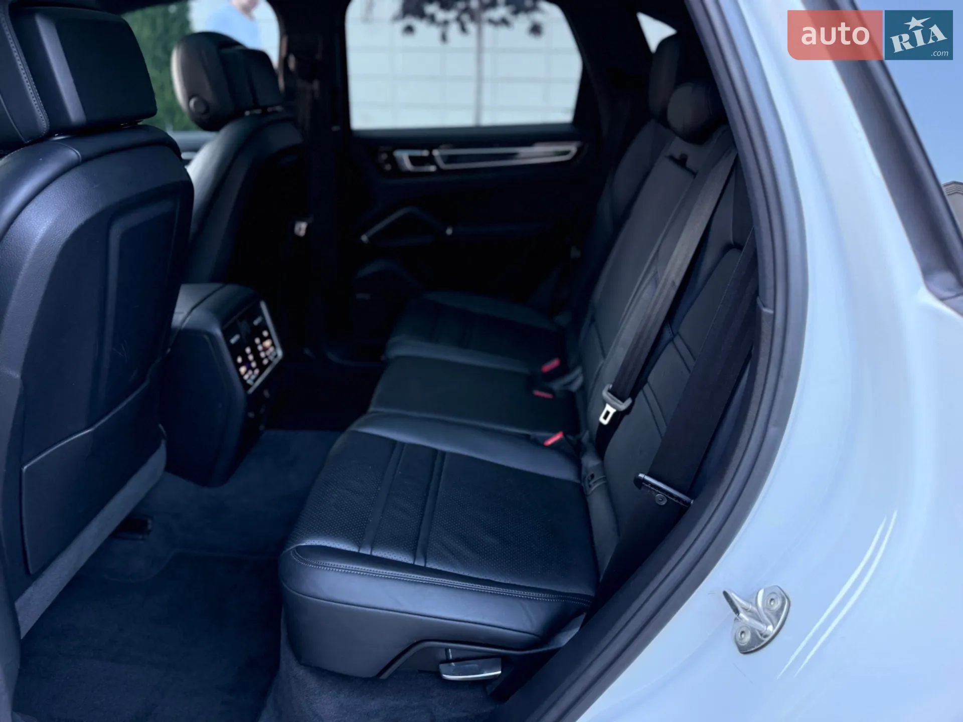 2019 Porsche Cayenne - мініатюра 64