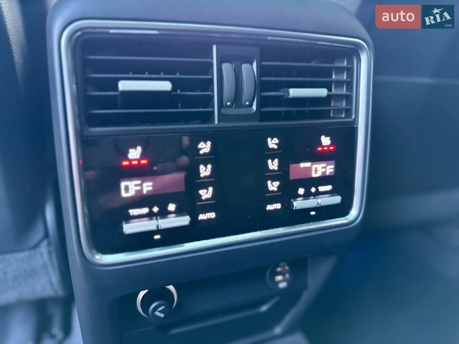 2019 Porsche Cayenne - мініатюра 66