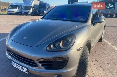 Позашляховик / Кросовер Porsche Cayenne 2012 в Тернополі