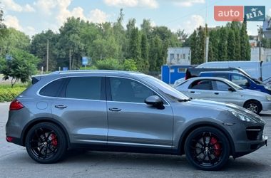 Позашляховик / Кросовер Porsche Cayenne 2010 в Броварах