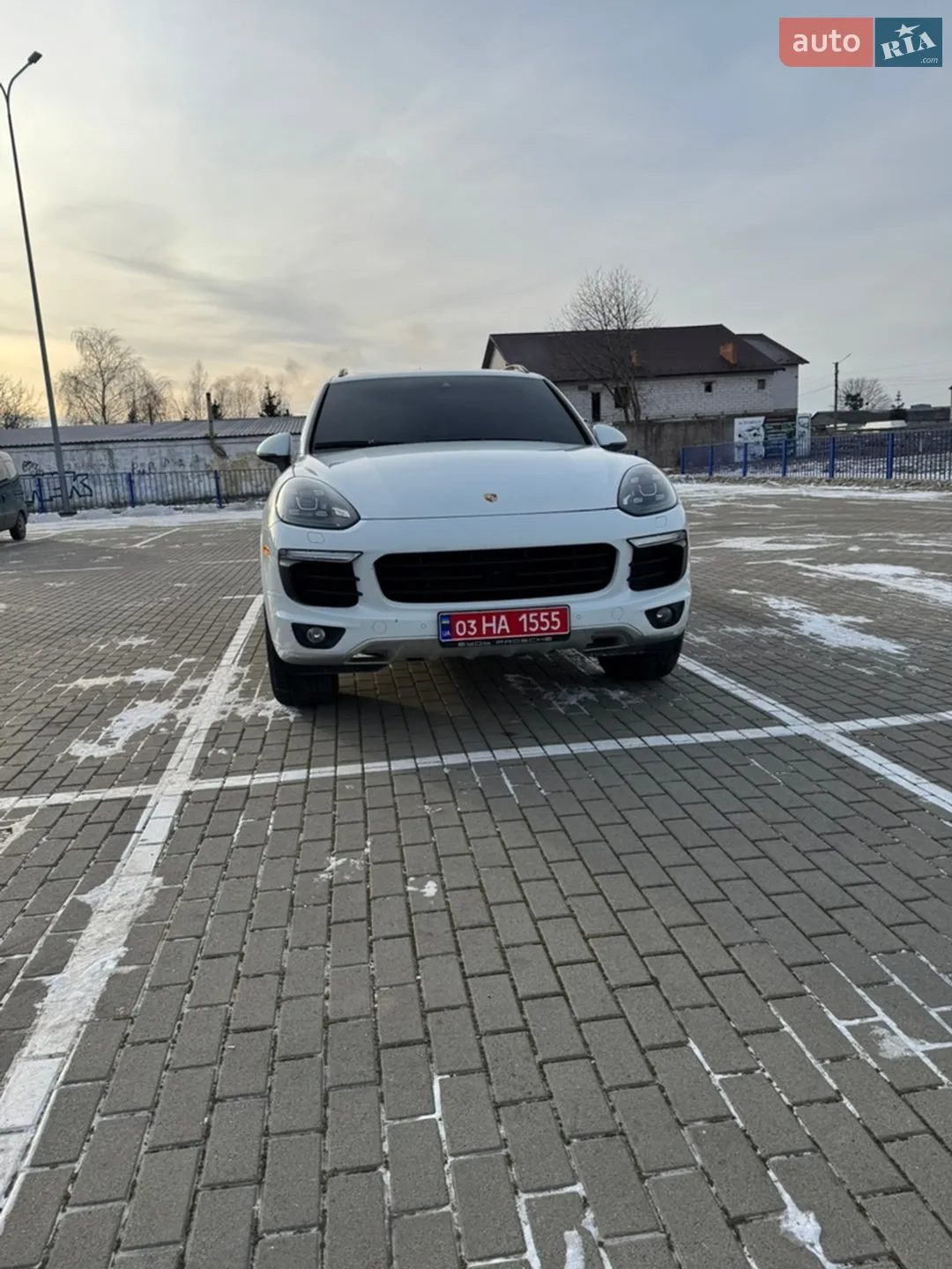 2017 Porsche Cayenne - мініатюра 2