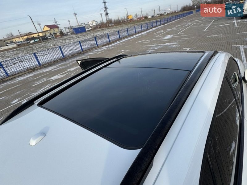 Позашляховик / Кросовер Porsche Cayenne 2017 в Нововолинську