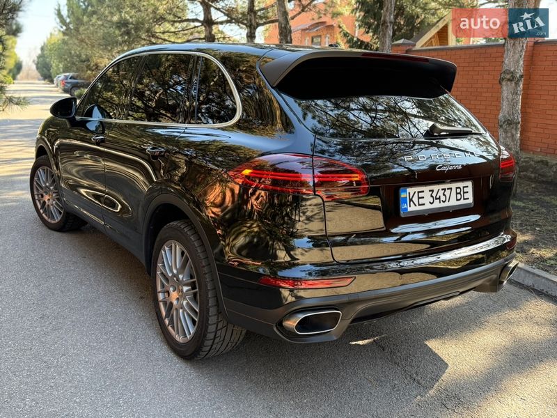 Внедорожник / Кроссовер Porsche Cayenne 2015 в Днепре фото 3 Внедорожник / Кроссовер Porsche Cayenne 2015 в Днепре