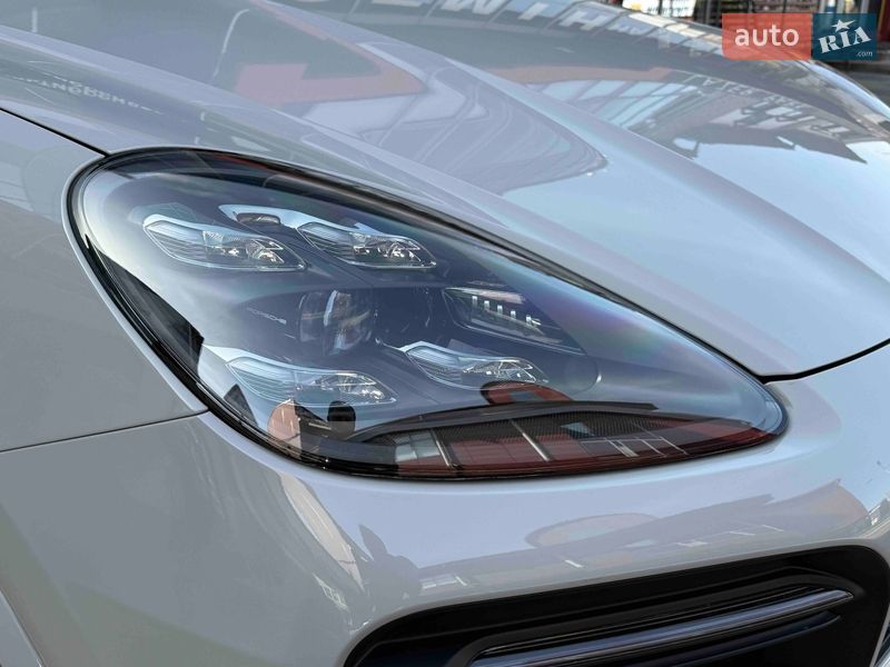 Позашляховик / Кросовер Porsche Cayenne 2022 в Львові