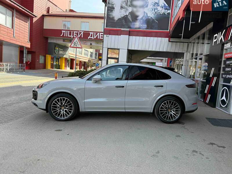Позашляховик / Кросовер Porsche Cayenne 2022 в Львові