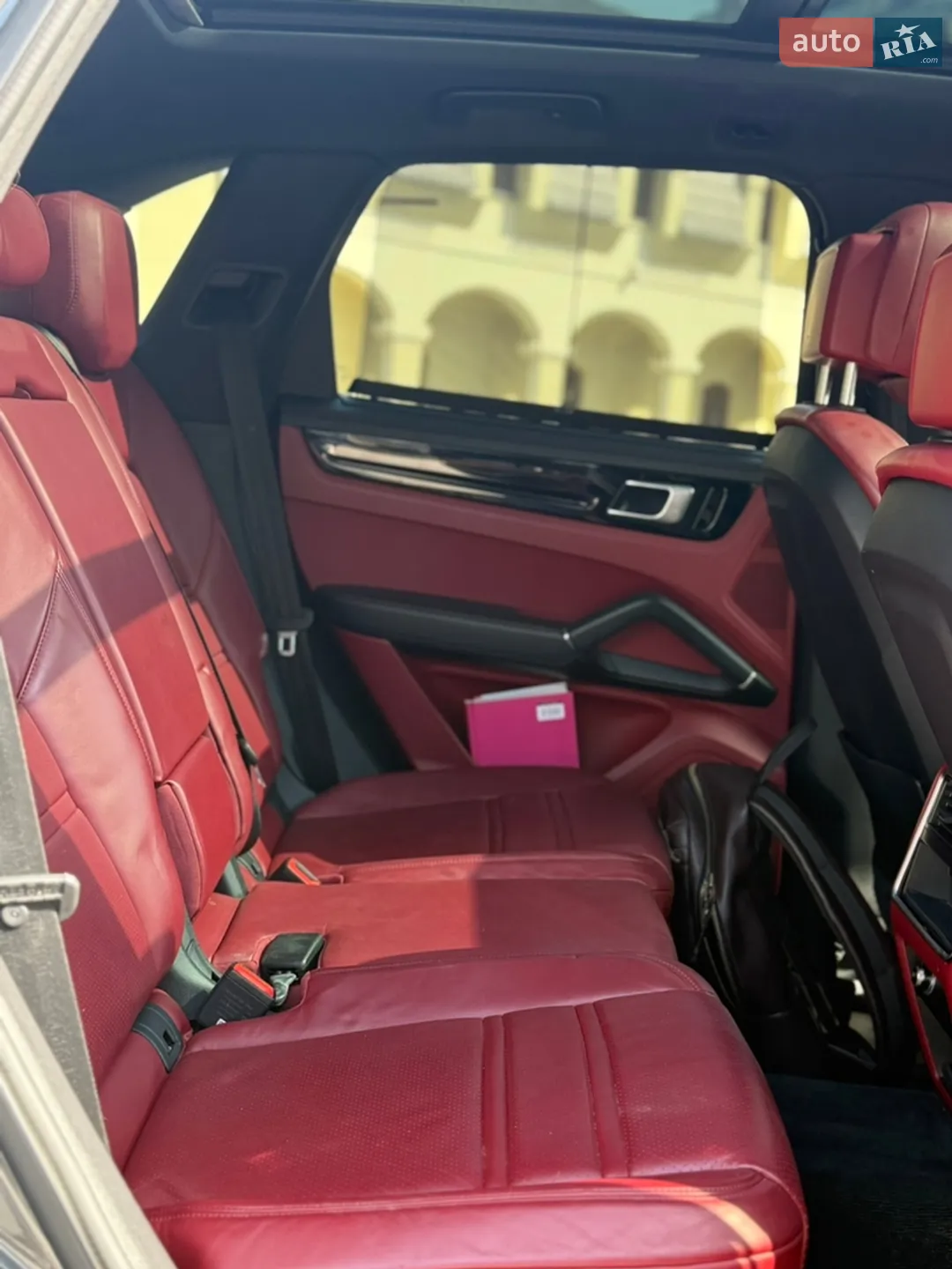 2018 Porsche Cayenne - мініатюра 12