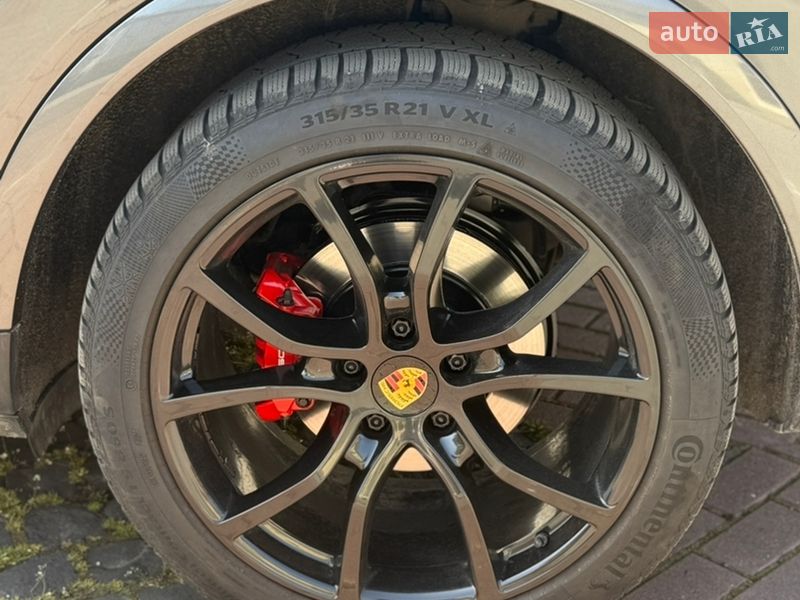 Позашляховик / Кросовер Porsche Cayenne 2018 в Івано-Франківську