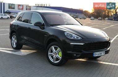 Внедорожник / Кроссовер Porsche Cayenne 2015 в Одессе