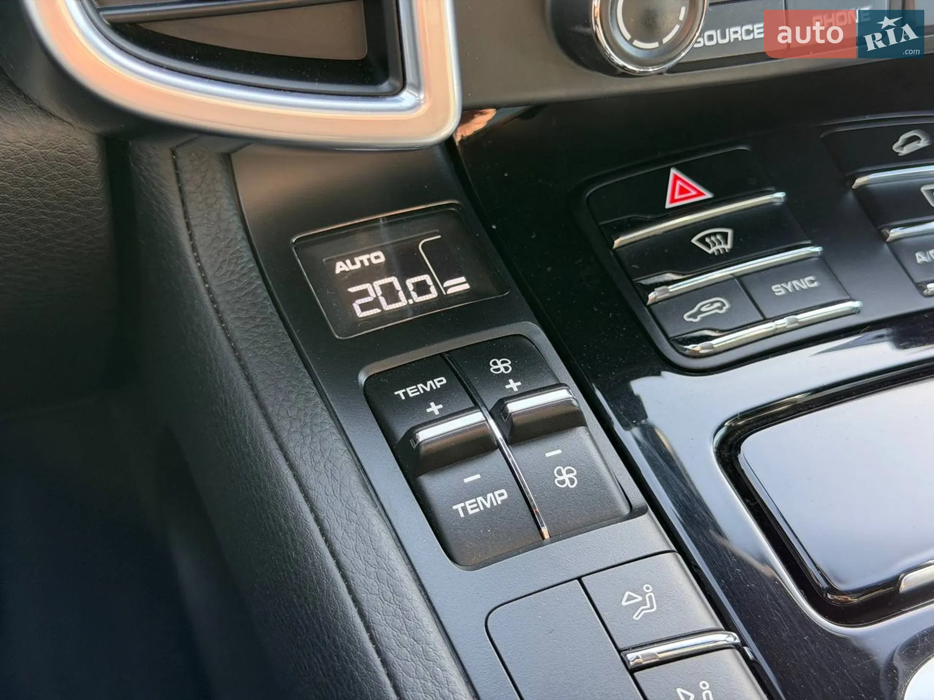 2017 Porsche Cayenne - мініатюра 53