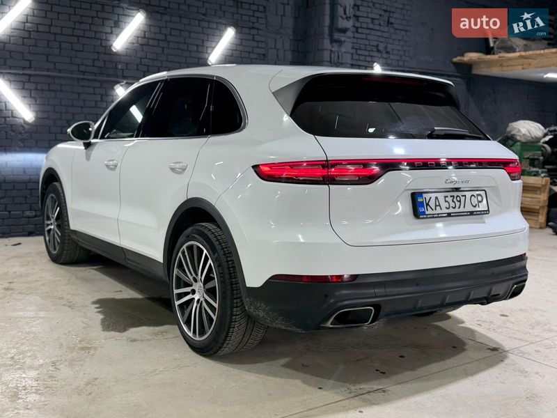 Внедорожник / Кроссовер Porsche Cayenne 2017 в Киеве фото 30 Внедорожник / Кроссовер Porsche Cayenne 2017 в Киеве