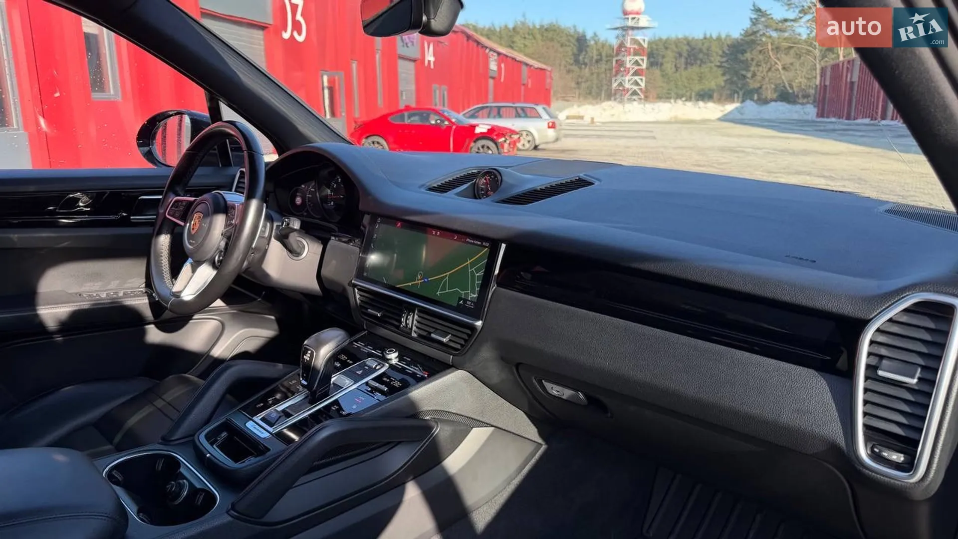 2018 Porsche Cayenne - мініатюра 31