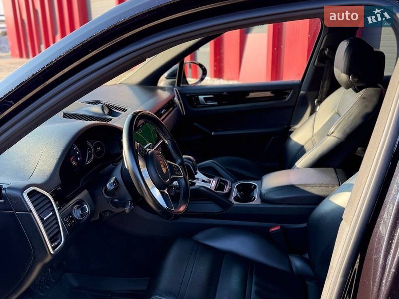 Внедорожник / Кроссовер Porsche Cayenne 2018 в Виннице