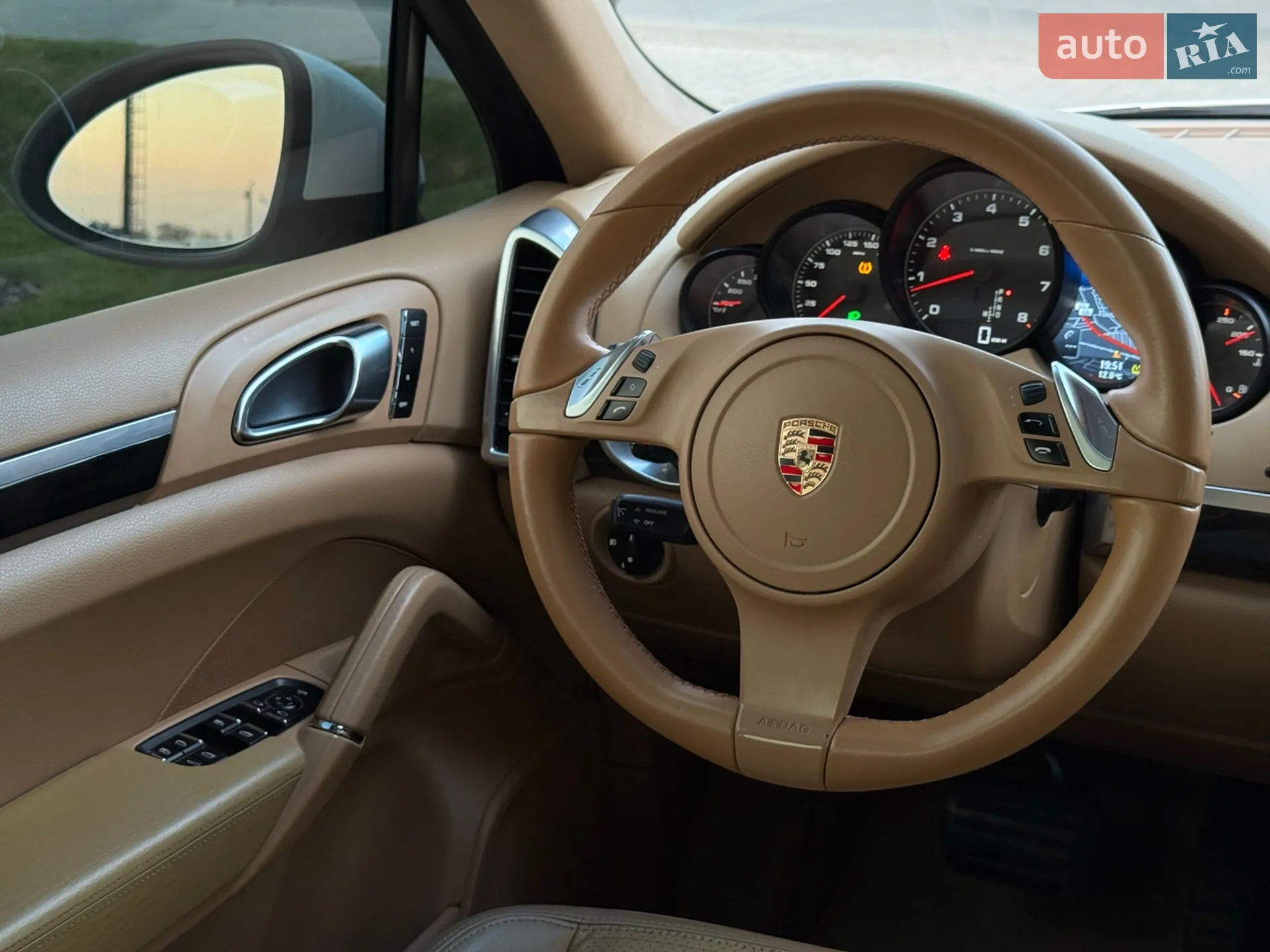 2011 Porsche Cayenne - мініатюра 19