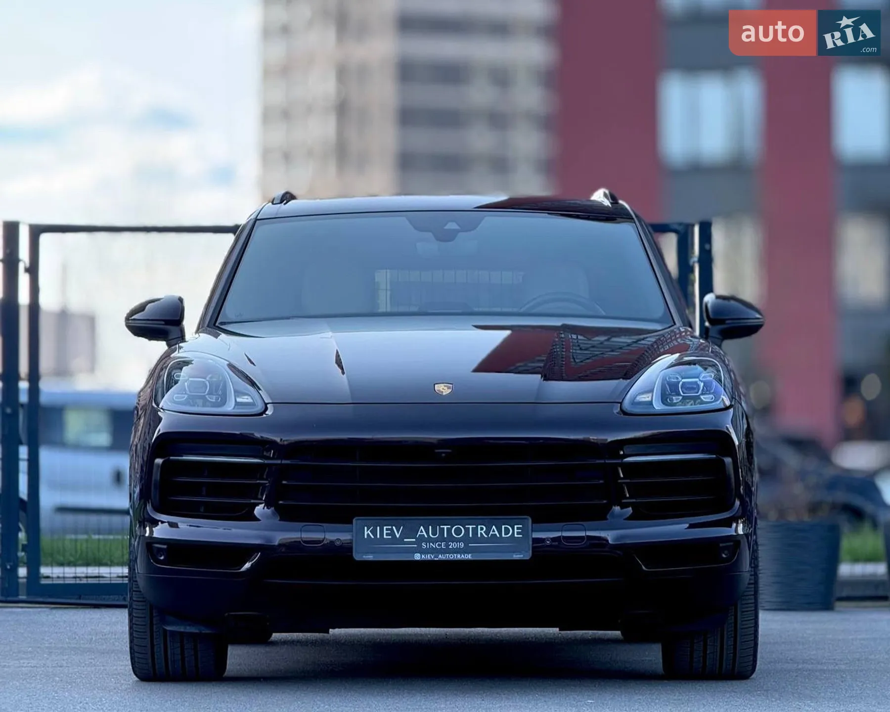 2019 Porsche Cayenne - мініатюра 3