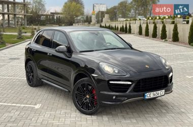 Внедорожник / Кроссовер Porsche Cayenne 2013 в Черновцах