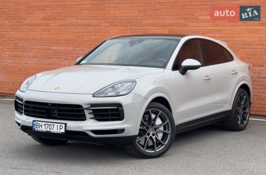 Позашляховик / Кросовер Porsche Cayenne 2020 в Києві