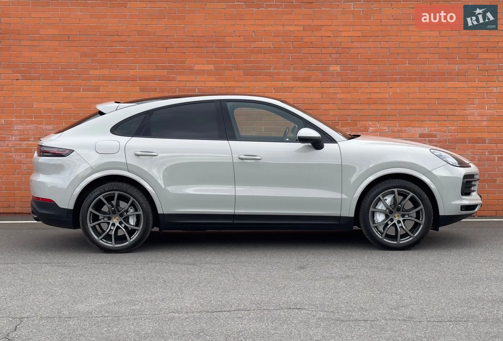 2020 Porsche Cayenne - мініатюра 3
