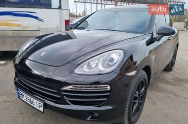 Внедорожник / Кроссовер Porsche Cayenne 2013 в Ровно