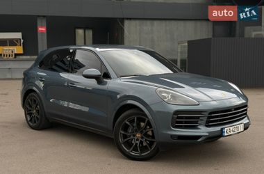 Внедорожник / Кроссовер Porsche Cayenne 2018 в Киеве