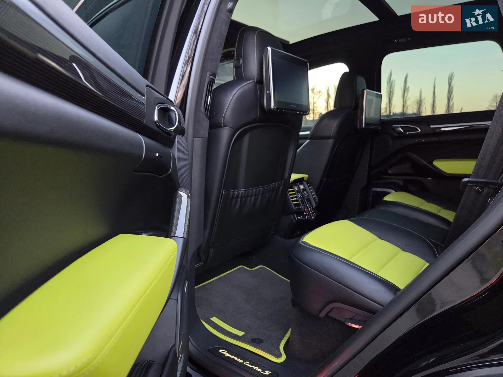 2015 Porsche Cayenne - мініатюра 21