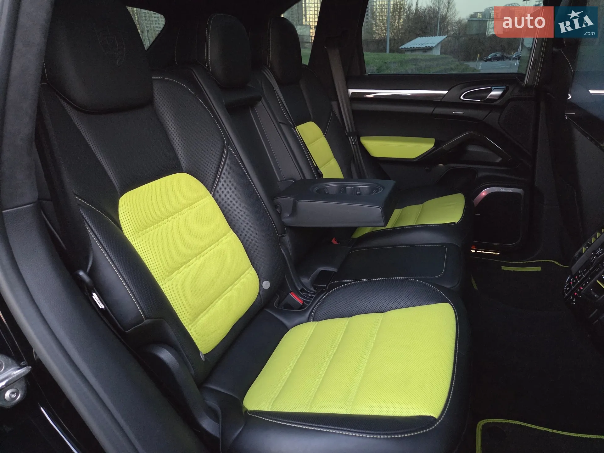 2015 Porsche Cayenne - мініатюра 30