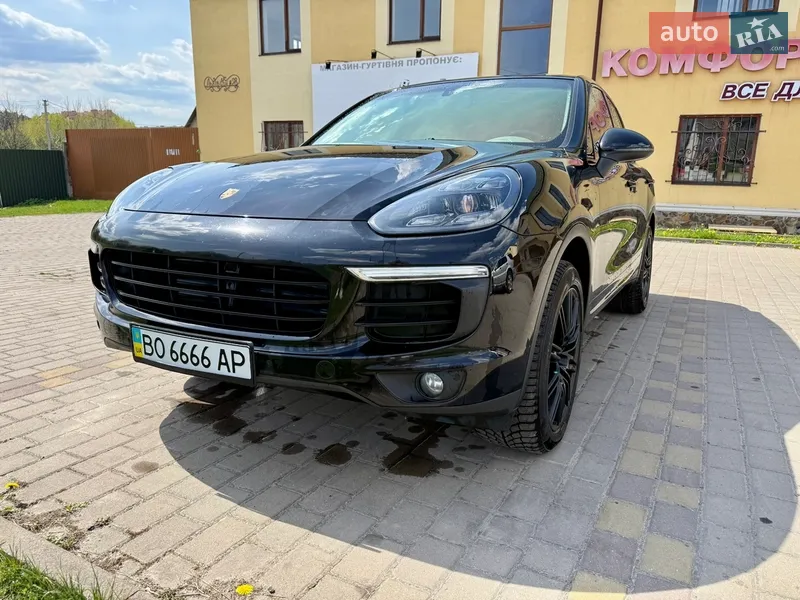 Porsche Cayenne 2015