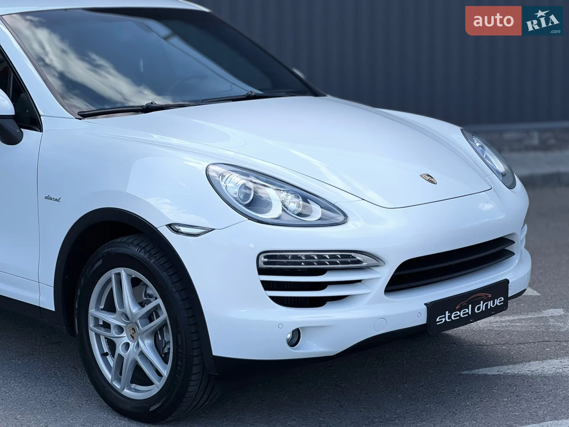 2013 Porsche Cayenne - мініатюра 2