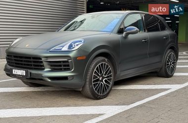 Внедорожник / Кроссовер Porsche Cayenne 2019 в Киеве