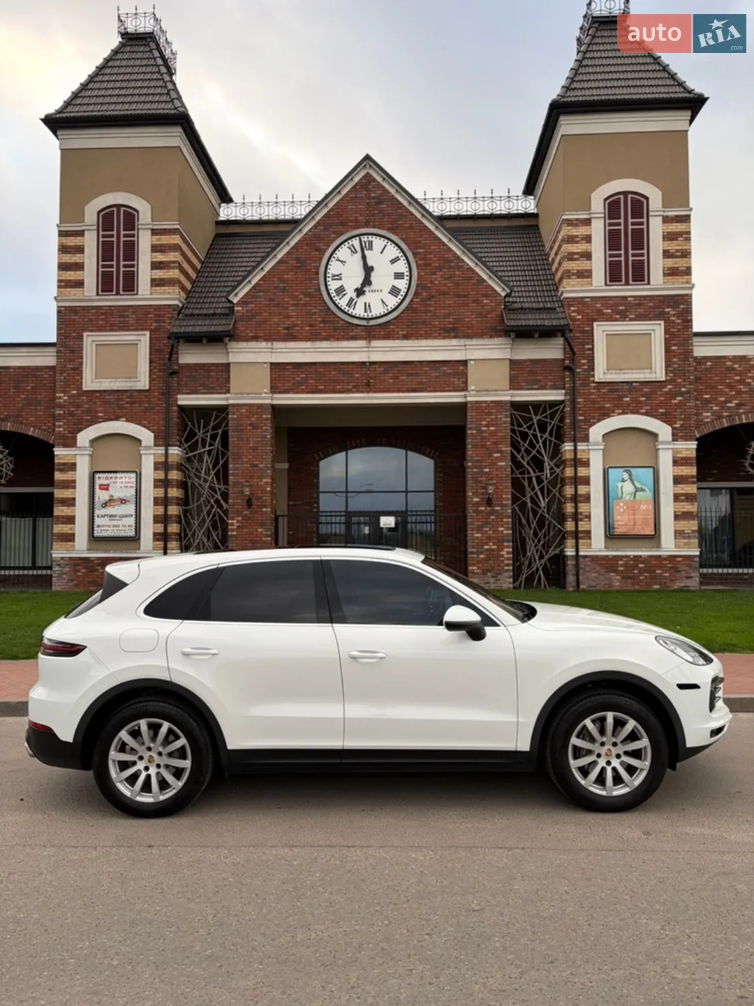 2018 Porsche Cayenne - мініатюра 3