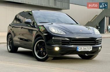 Позашляховик / Кросовер Porsche Cayenne 2010 в Києві