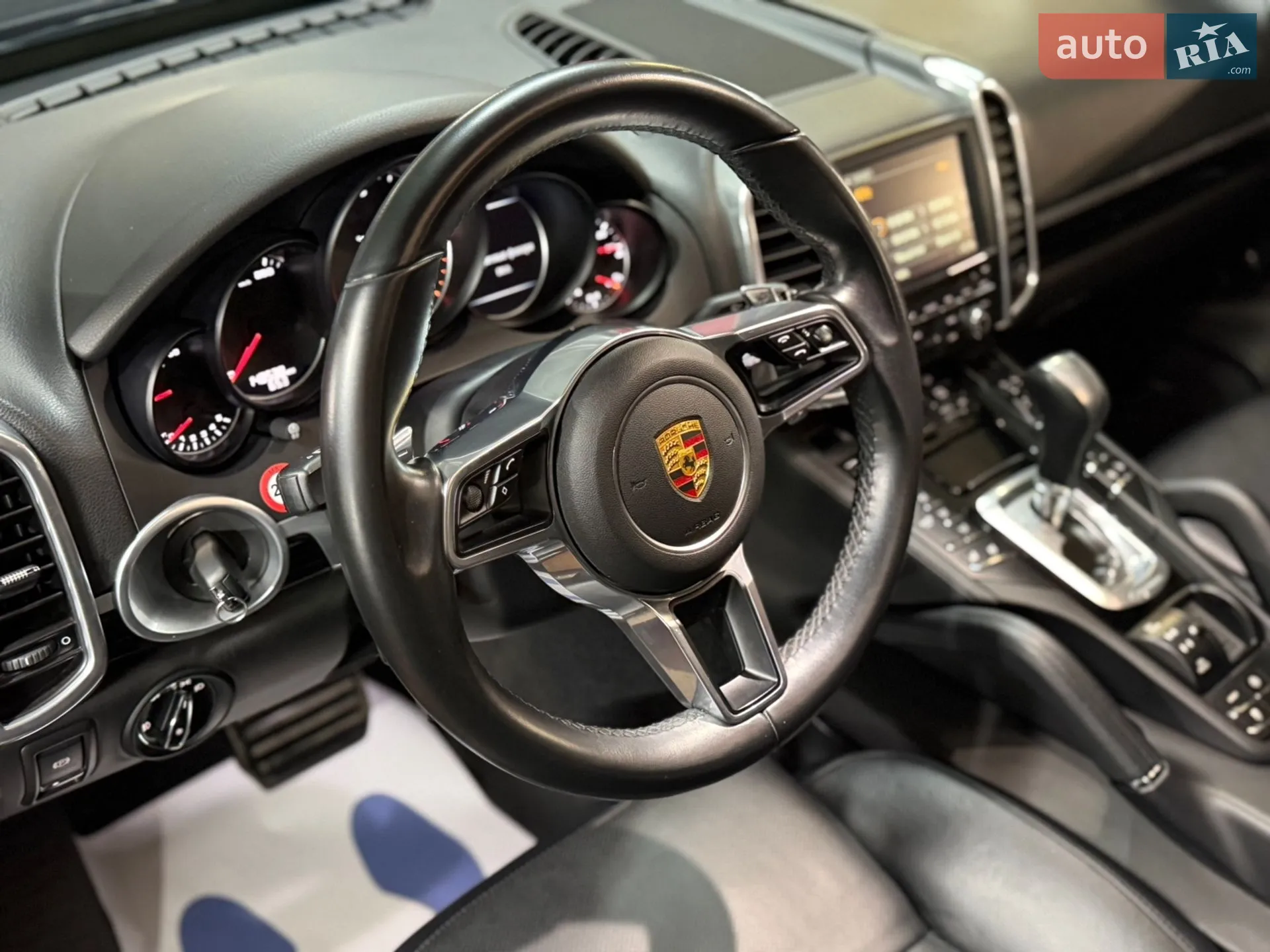 2016 Porsche Cayenne - мініатюра 37