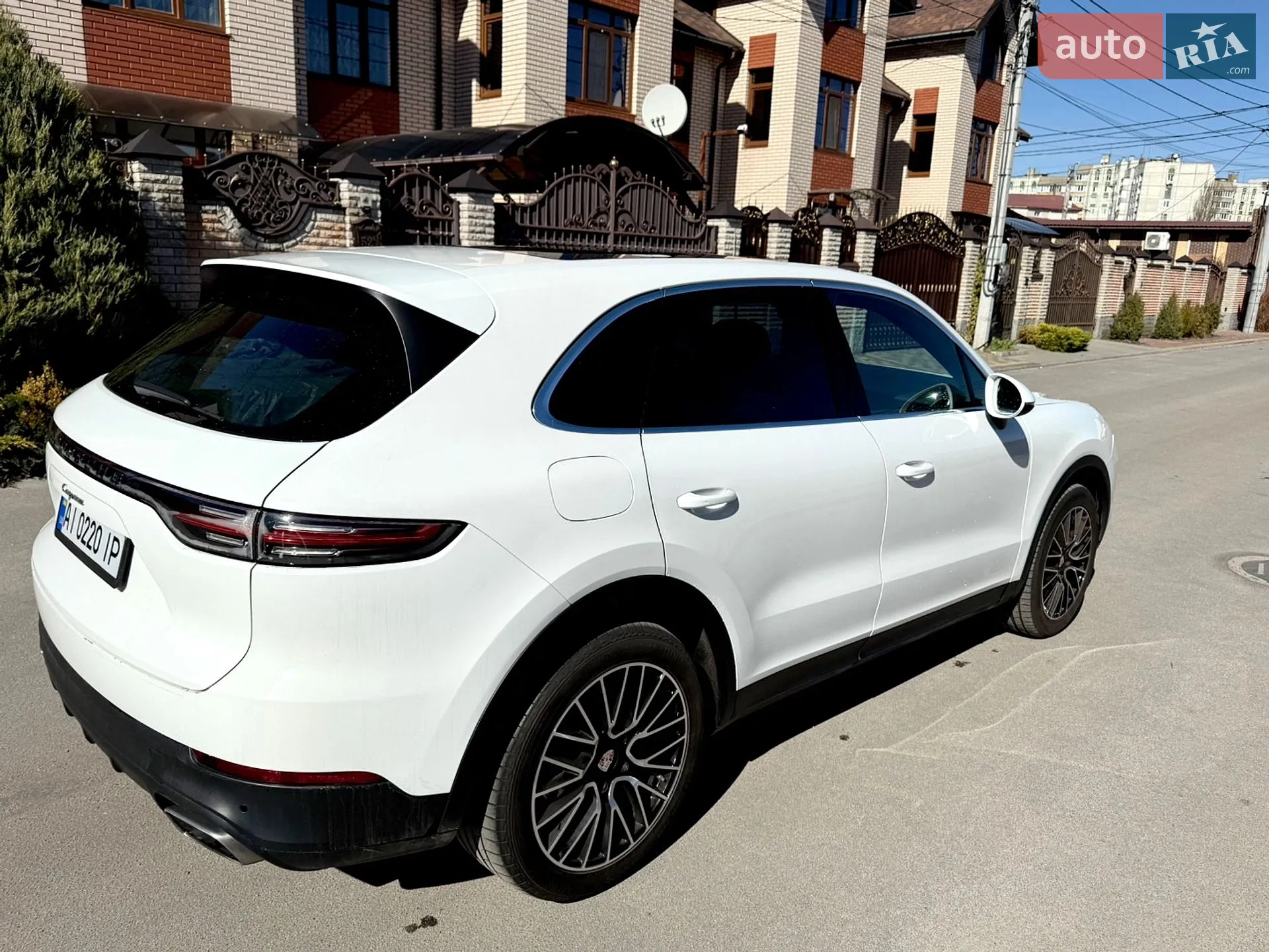 2020 Porsche Cayenne - мініатюра 6