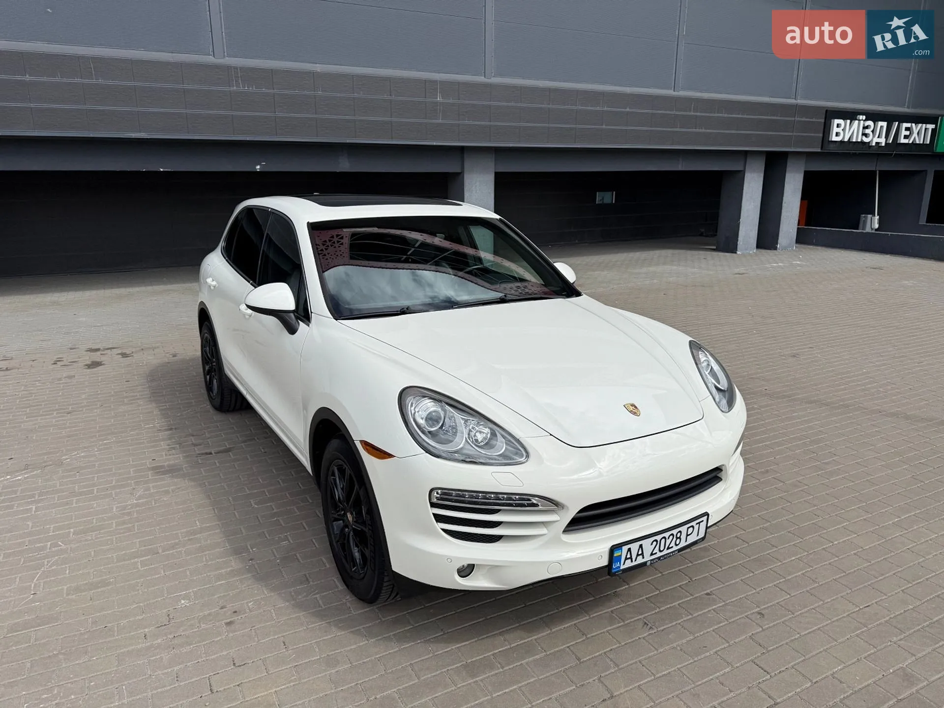 2011 Porsche Cayenne - мініатюра 4