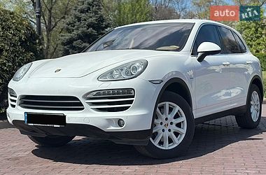 Внедорожник / Кроссовер Porsche Cayenne 2012 в Днепре